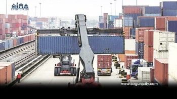 नेपाली आयातकर्तालाई ट्रक र कन्टेनर ढुवानीमा समस्या