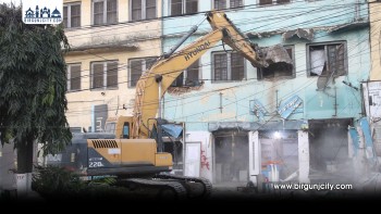 वीरगञ्ज मेनरोड विस्तारकाे मुद्दा बारे सर्वोच्चको पूर्णपाठ सार्वजनिक, कानुनी बाधा हट्यो अब २५/२५ मिटर विस्तार गर्न मिल्ने (भिडियाे सहित)