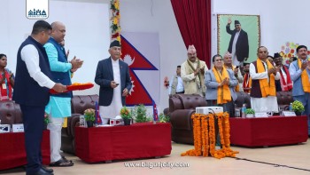 प्रधानमन्त्री ओलीद्वारा मधेस प्रदेशका ६४ पक्की सडक योजनाको रिमाेटबाट शिलान्यास