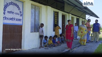 विद्यालय १६ वर्षदेखि शौचालयविहीन,  विद्यार्थी खुला आकाशमुनि शौच गर्न बाध्य