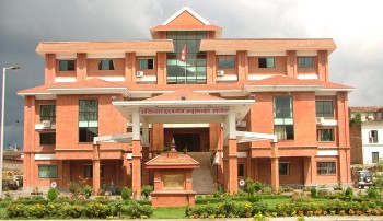 नक्कली सूचना प्रकाशन गरी रकम लिएको अभियोगमा तीन पत्रकार सहित पाँच जनाविरुद्ध विशेष अदालतमा मुद्दा दायर