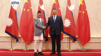 प्रधानमन्त्री ओली र चिनियाँ राष्ट्रपति सी चिनफिङबीच भेटवार्ता