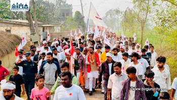 पर्सा–१ वीरगंज–३० लालपर्सामा एमाले उम्मेदवार प्रदीप यादवको आगमन, यस्तो देखियो माहोल