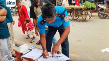 रवि लामिछानेको पक्षमा हस्ताक्षर गरेपछि ट्राफिक सई कमल खड्का हेडक्वाटर तानिए